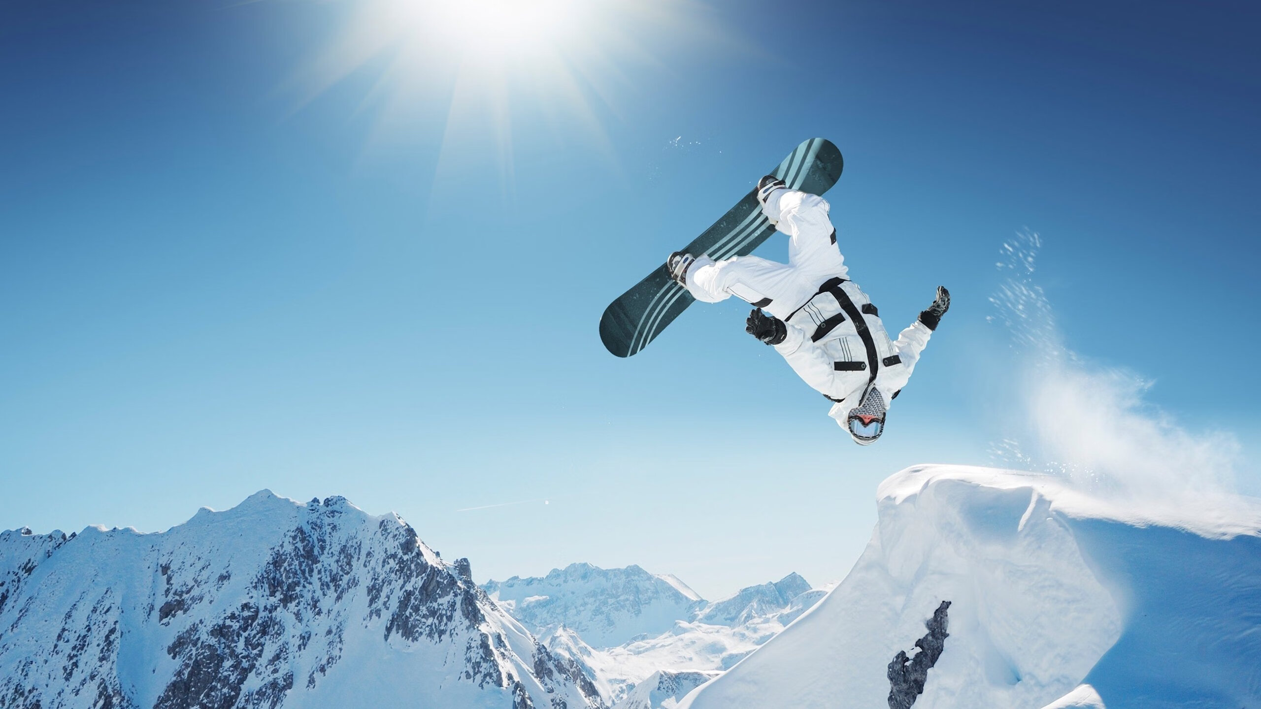 爱游戏在线娱乐官网-《电竞比赛中的创意战术：打破常规赢取胜利》，电竞比赛主题标语吸引人的