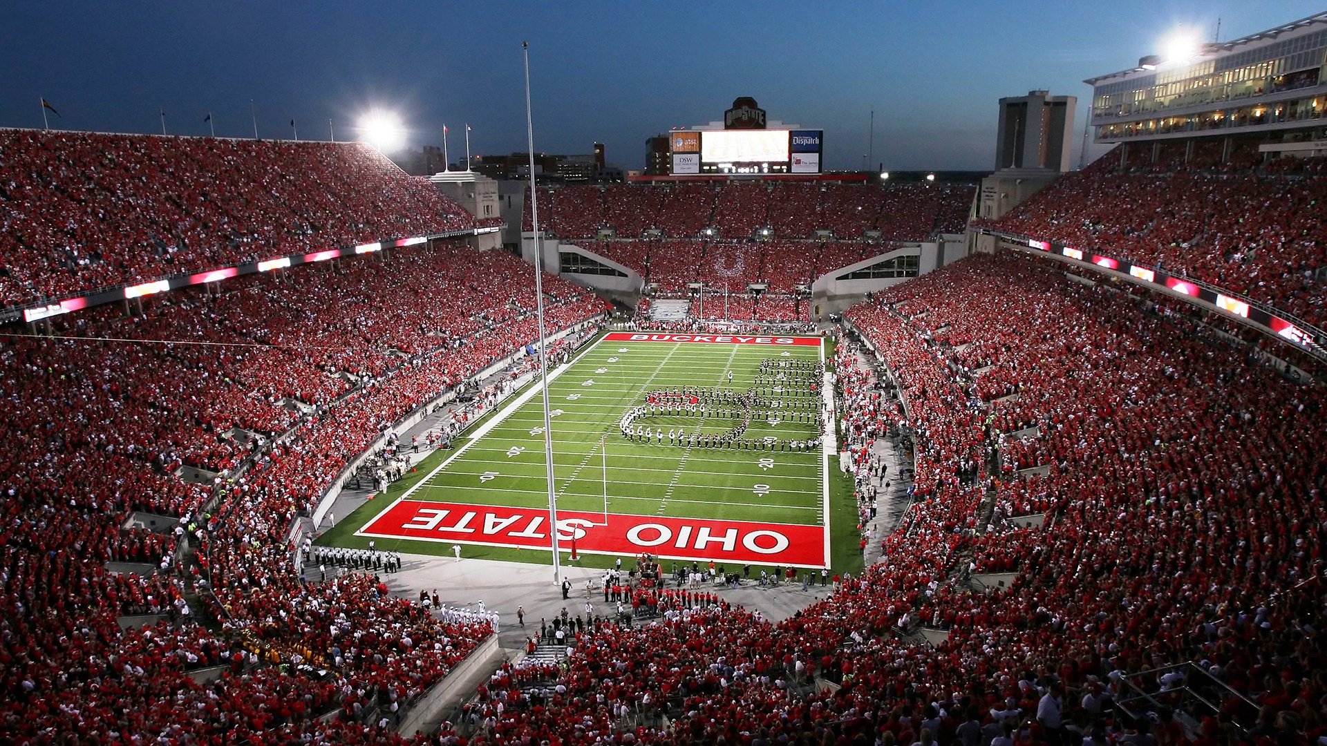 未来车载显示屏：互动体验升级，未来汽车显示屏的发展趋势