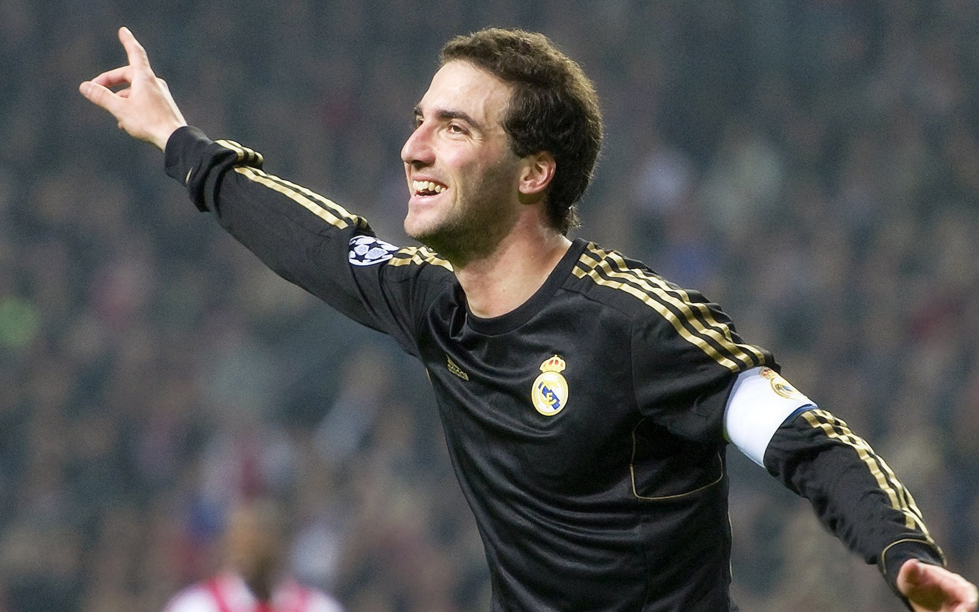 法甲:尼斯2-1战胜斯特拉斯堡,布兰卡扳平后反超,尼斯对阵布雷斯特